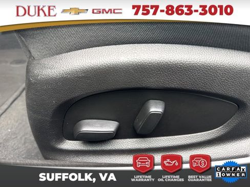 Used 2023 Chevrolet Camaro LT image 24