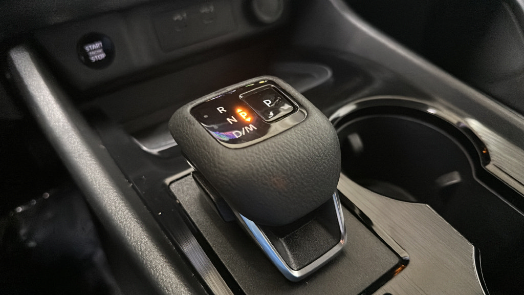 Certified 2024 Nissan Rogue SV AWD/4WD image 19