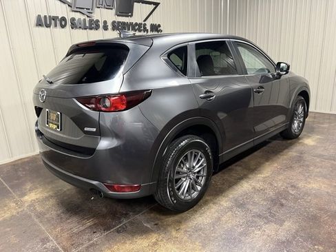 Used 2017 MAZDA CX-5 Touring image 8
