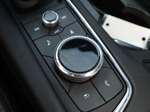 Used 2021 Cadillac XT5 Premium Luxury image 22