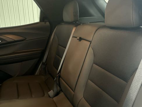 Used 2023 Chevrolet TrailBlazer RS w/ Convenience Package image 23