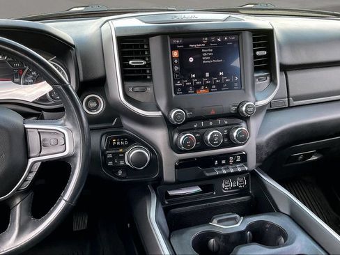 Used 2022 RAM 1500 Big Horn AWD/4WD image 10