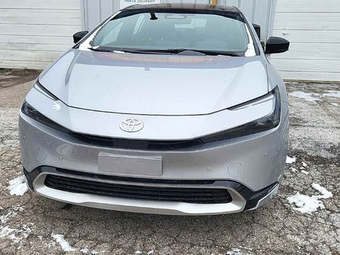 Used 2026 Toyota Prius Plug-In Hybrid image 1