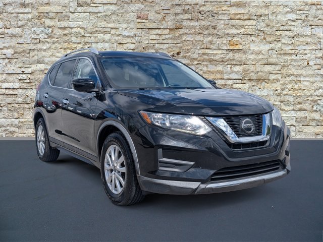 Used 2020 Nissan Rogue SV FWD image 2