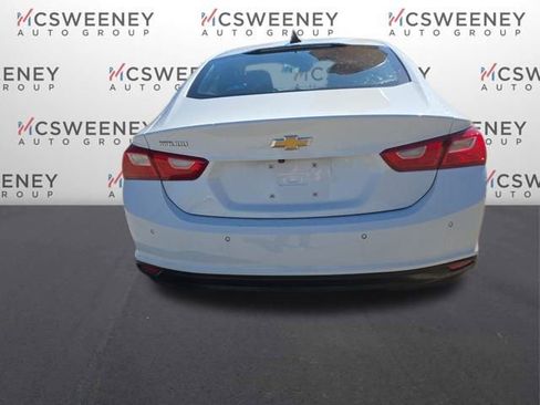 Used 2022 Chevrolet Malibu LS w/ Driver Confidence Package II image 4