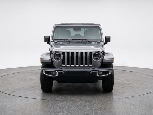 Used 2025 Jeep Wrangler Sport S AWD/4WD image 2