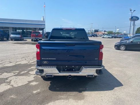 Used 2023 Chevrolet Silverado 1500 LT w/ Z71 Off-Road Package AWD/4WD image 5