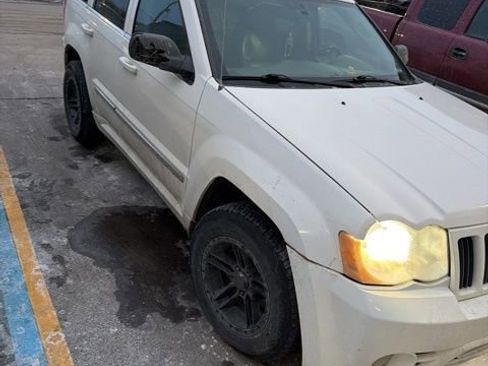 Used 2006 Jeep Grand Cherokee Limited image 1