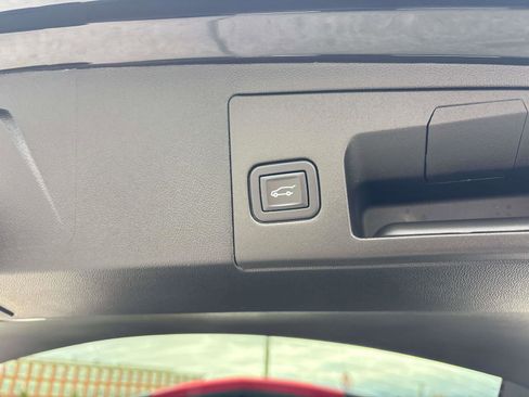 Used 2022 Cadillac XT5 Sportv w/ Platinum Package image 17