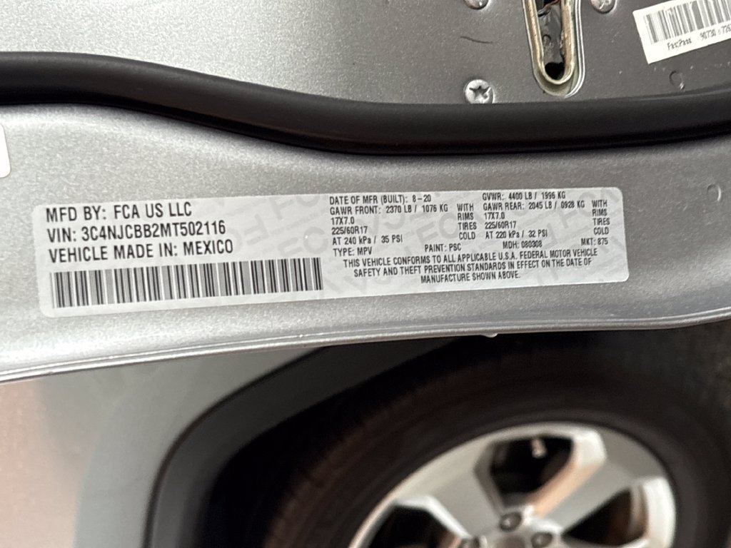 Used 2021 Jeep Compass Latitude w/ Sun and Sound Group FWD image 28