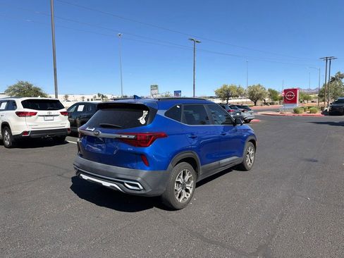 Used 2021 Kia Seltos EX AWD/4WD image 5