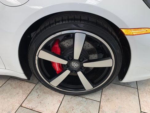 Used 2020 Porsche 911 Carrera 4S image 12