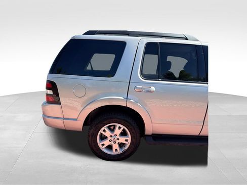 Used 2007 Ford Explorer XLT AWD/4WD image 32