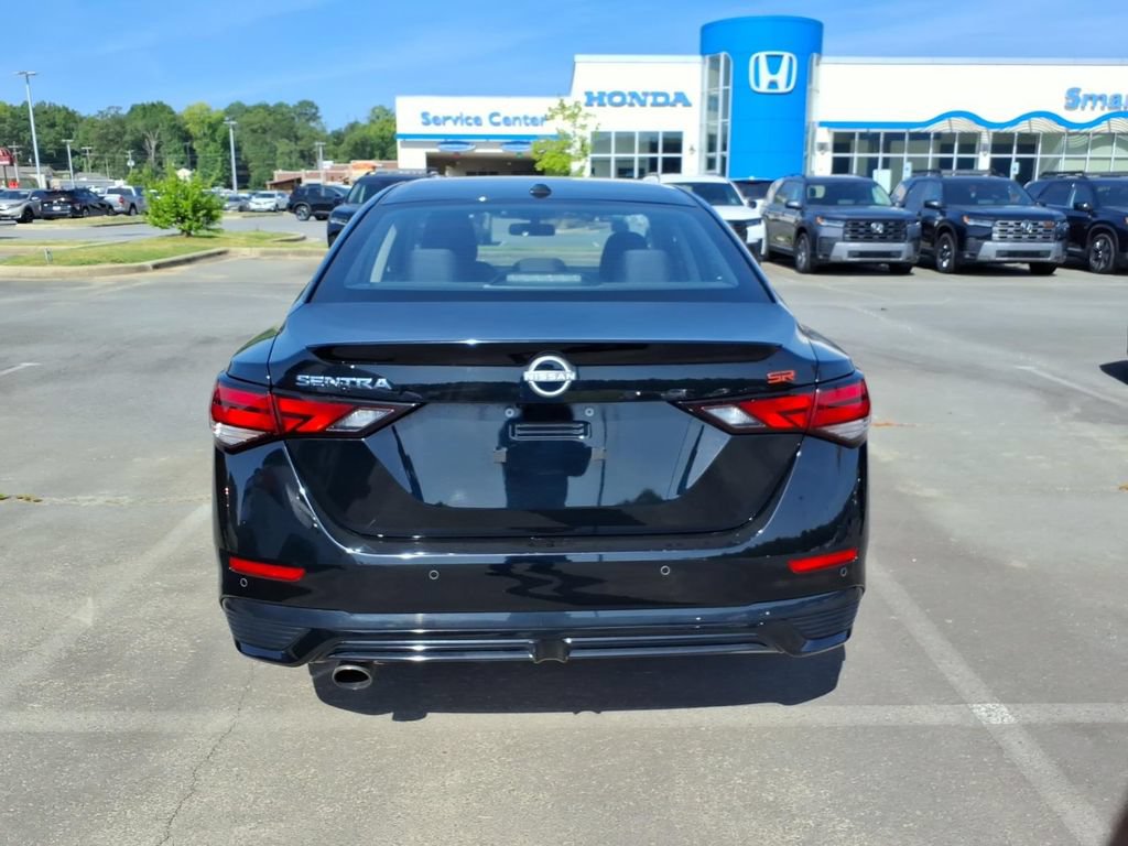 Used 2025 Nissan Sentra SR FWD image 4