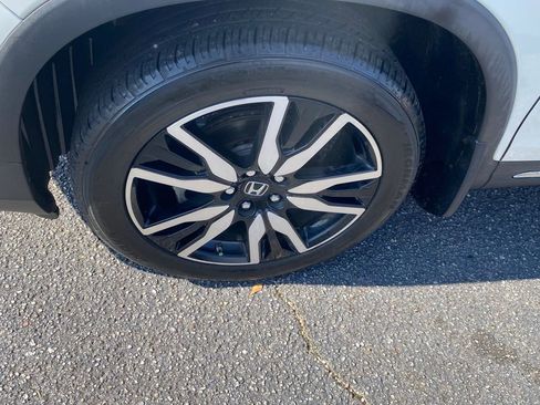 Used 2019 Honda Pilot Touring image 22