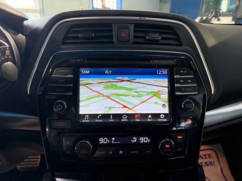 Used 2016 Nissan Maxima SR image 25