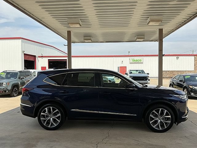 Used 2023 Acura MDX w/ Technology Package FWD image 4