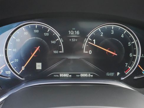 Used 2019 BMW 740i 740i w/ M Sport Package image 21