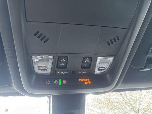 Used 2024 Chevrolet Equinox RS w/ RS Leather Package image 10