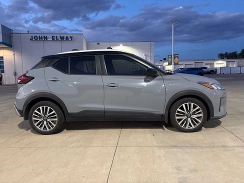 Used 2023 Nissan Kicks SV FWD image 4
