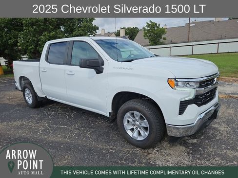 Used 2025 Chevrolet Silverado 1500 LT RWD image 1