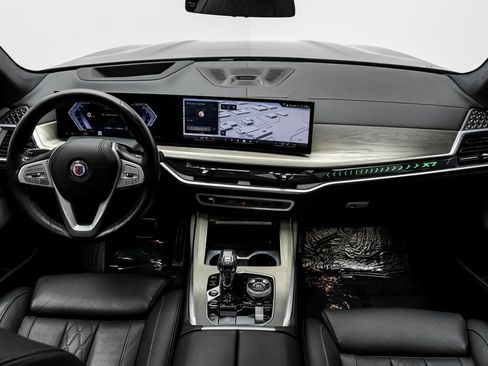 Used 2024 BMW ALPINA XB7 AWD/4WD image 15