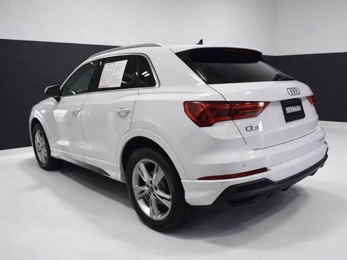 Used 2024 Audi Q3 2.0T Premium Plus w/ Premium Plus Package image 3