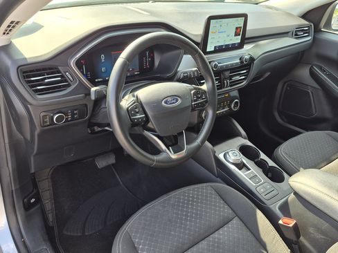 Used 2024 Ford Escape Active AWD/4WD image 16