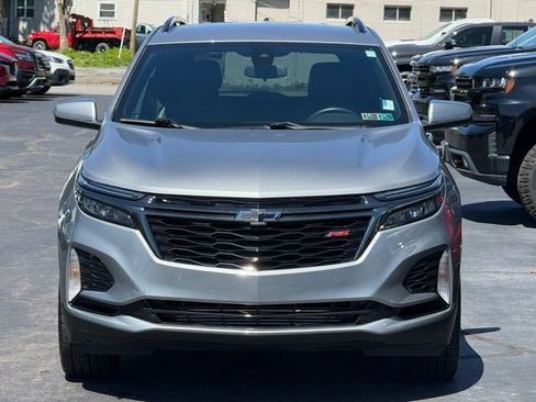 Used 2023 Chevrolet Equinox RS AWD/4WD image 2