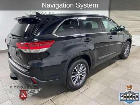 Used 2017 Toyota Highlander XLE AWD/4WD image 7