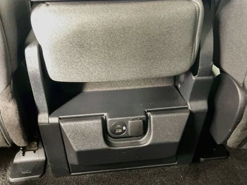 Used 2023 Ford F150 XLT RWD image 24
