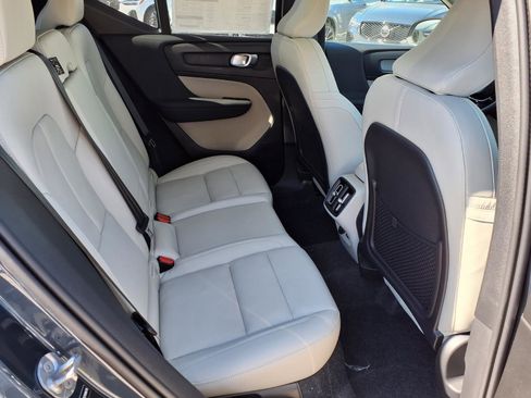 New 2026 Volvo XC40 B5 Ultra w/ Protection Package Premier image 10