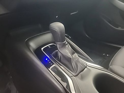 Used 2025 Toyota Corolla LE FWD image 35