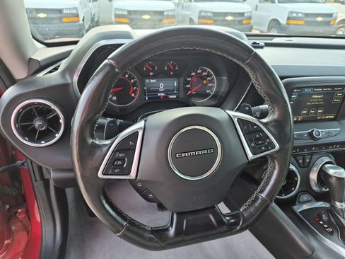 Used 2019 Chevrolet Camaro LT RWD image 14