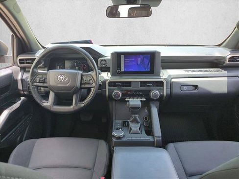Used 2025 Toyota Tacoma SR AWD/4WD image 16