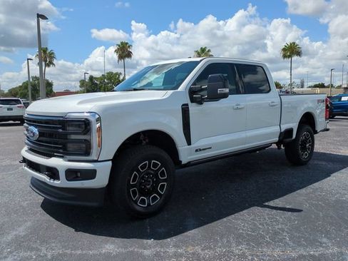New 2026 Ford F250 Platinum w/ FX4 Off-Road Package AWD/4WD image 9