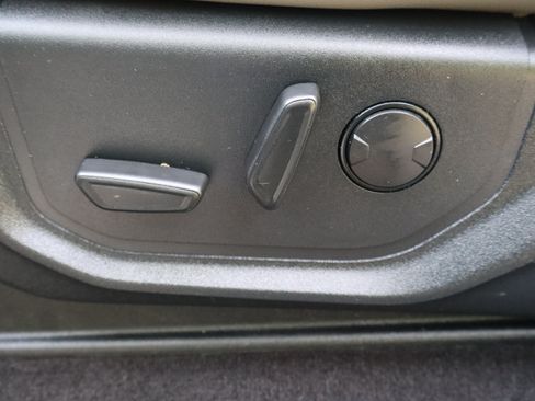 Used 2019 Ford F150 Lariat AWD/4WD image 26