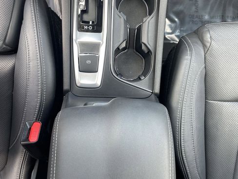 Used 2023 Subaru Ascent Limited image 27