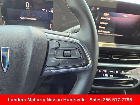 Used 2024 Buick Envista Avenir FWD image 24