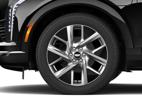 New 2026 Cadillac Optiq Luxury 1 image 34