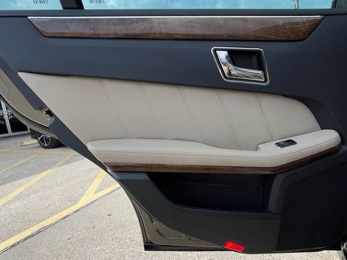 Used 2011 Mercedes-Benz E 350 4MATIC Sedan w/ Premium 1 Pkg image 35