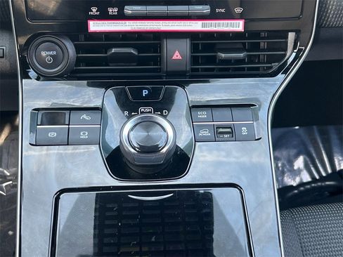 Used 2023 Toyota bZ4X XLE image 22