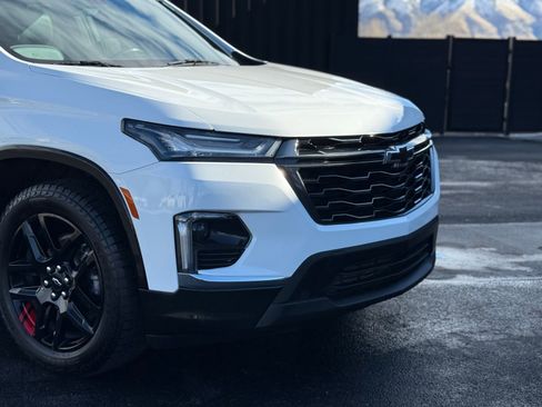 Used 2023 Chevrolet Traverse Premier w/ Redline Edition image 4