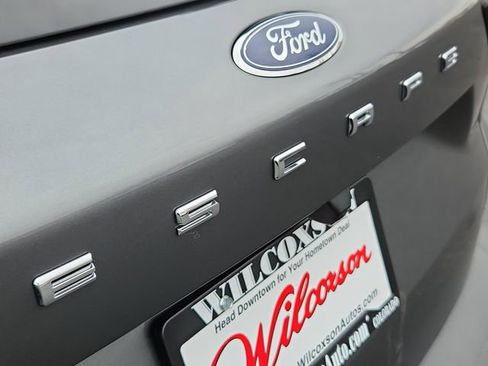 Used 2025 Ford Escape ST-Line image 16