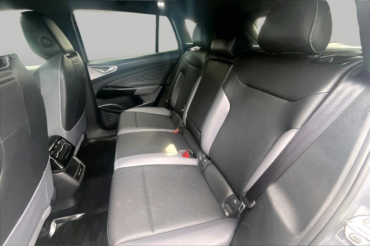 Used 2024 Volkswagen ID.4 S RWD image 20