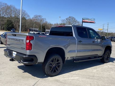 New 2026 Chevrolet Silverado 1500 Custom Trail Boss w/ LPO, Dark Essentials Package image 7
