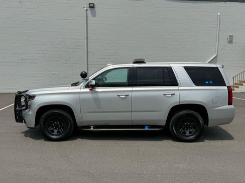 Used 2019 Chevrolet Tahoe 2WD w/ Remote Keyless Entry Package image 15