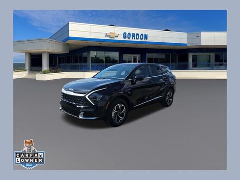Used 2024 Kia Sportage LX AWD/4WD image 1
