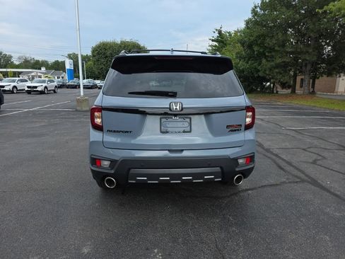 Used 2024 Honda Passport TrailSport image 6