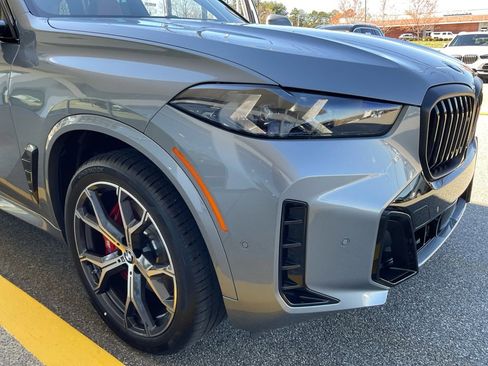 New 2026 BMW X5 xDrive40i w/ M Sport Package image 24